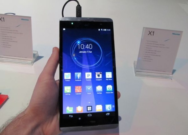 Hisense X1 / fot. liliputing.com