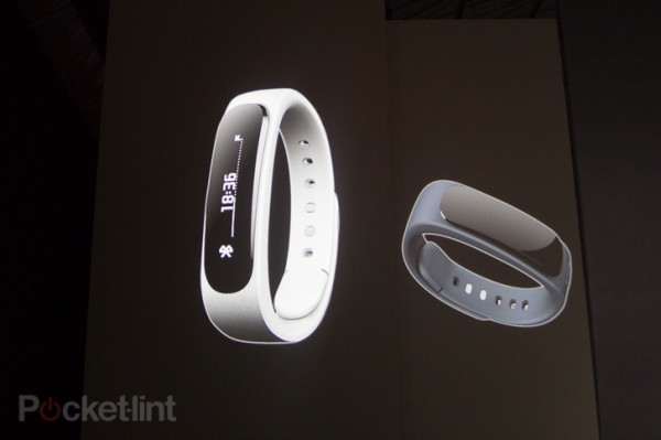 Huawei TalkBand B1 / Źródło: pocket-lint.com