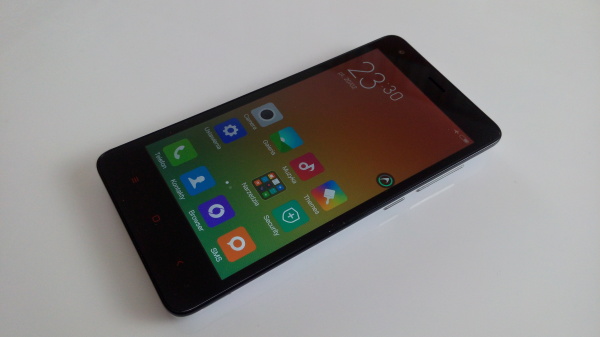 Xiaomi Redmi 2 / fot. SwiatAndroid.pl