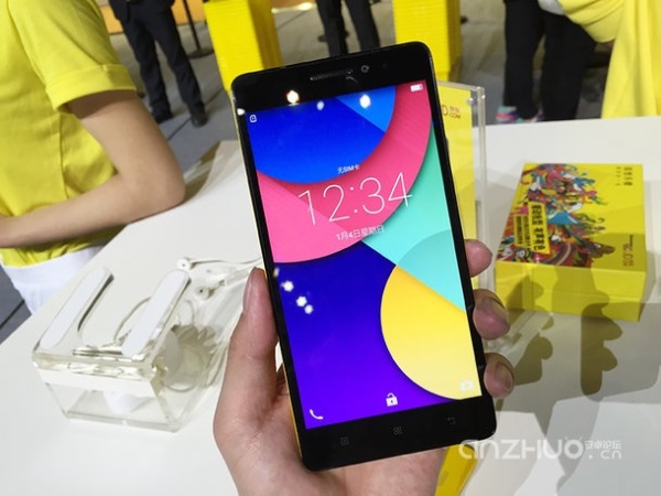 Lenovo K3 Note Teana / fot. anzhuo