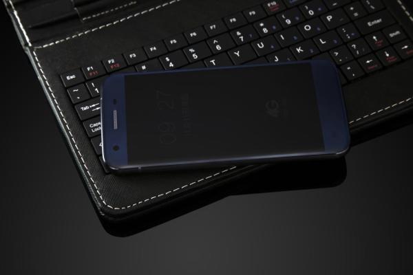 DOOGEE F3 / fot. producenta