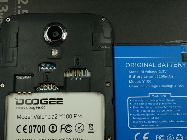 DOOGEE Valencia2 Y100 Pro / fot. na zlecenie SwiatAndroid.pl