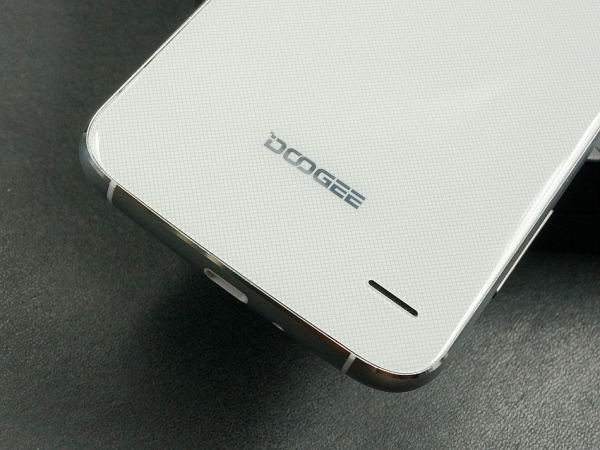DOOGEE F3 Pro / fot. za zlecenie SwiatAndroid.pl