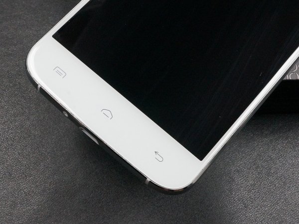 DOOGEE F3 Pro / fot. za zlecenie SwiatAndroid.pl