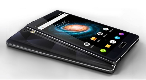 Bluboo Xtouch / fot. producenta