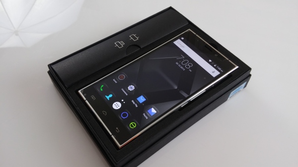 DOOGEE F5 / fot. SwiatAndroid.pl