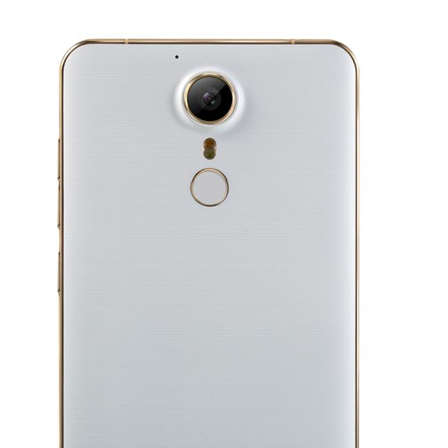 DOOGEE F7 / fot. producenta